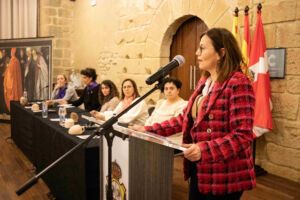 Ana María Jarque, alcaldesa de Caspe, durante la inauguración de las jornadas Construyendo Igualdad desde el Rural